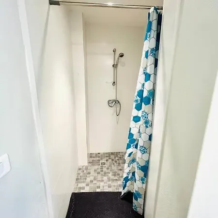 The Cocoon In The Center Of * Senlis (Oise)